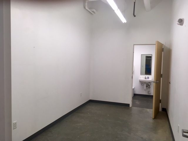 Chattanooga Lifestyle Center : 325 Market St, Chattanooga, TN 37402